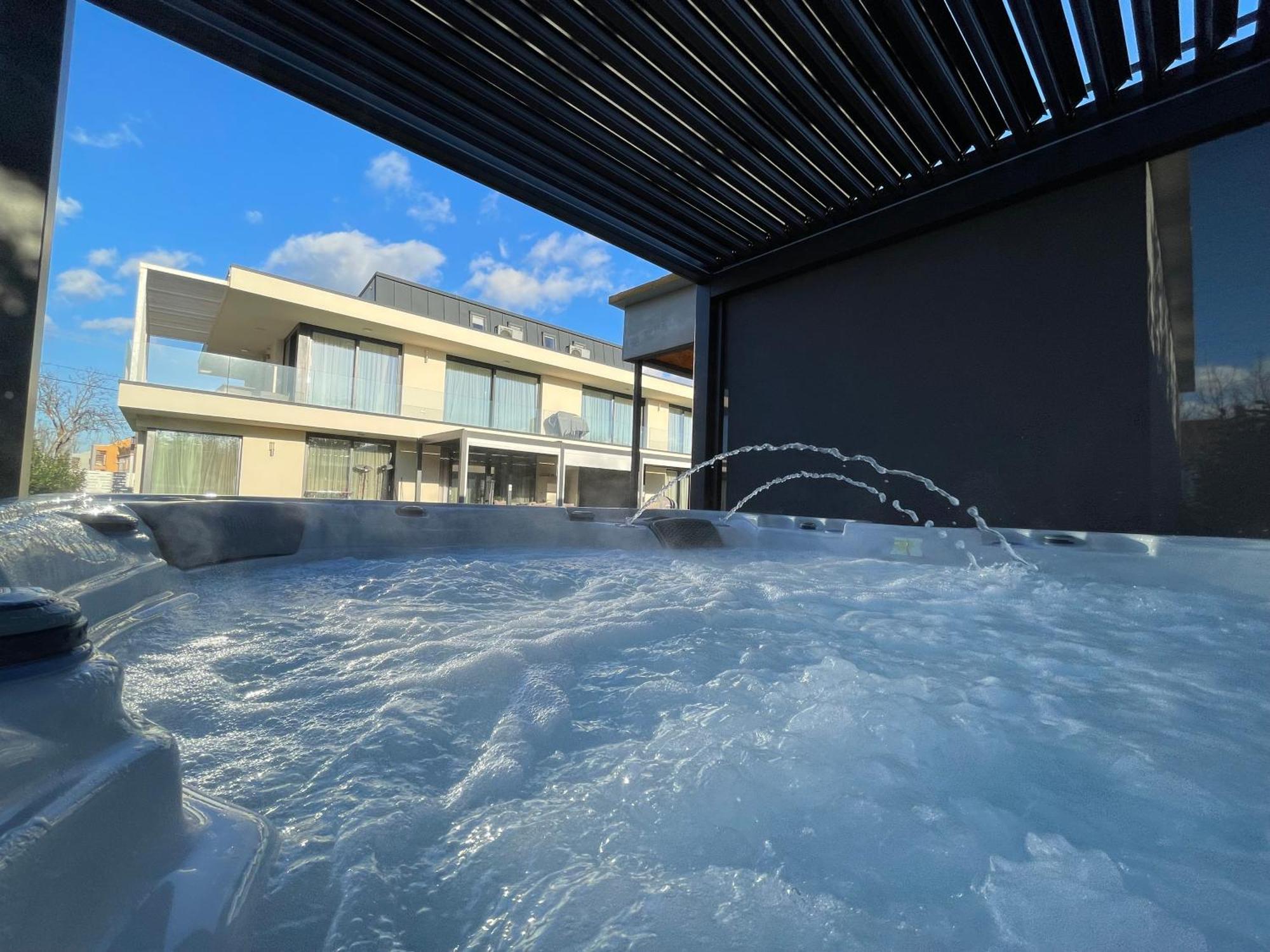 Luxury Apartments In Balatonalmadi, Almadi Lux Apartman I - Ocean Blue エクステリア 写真