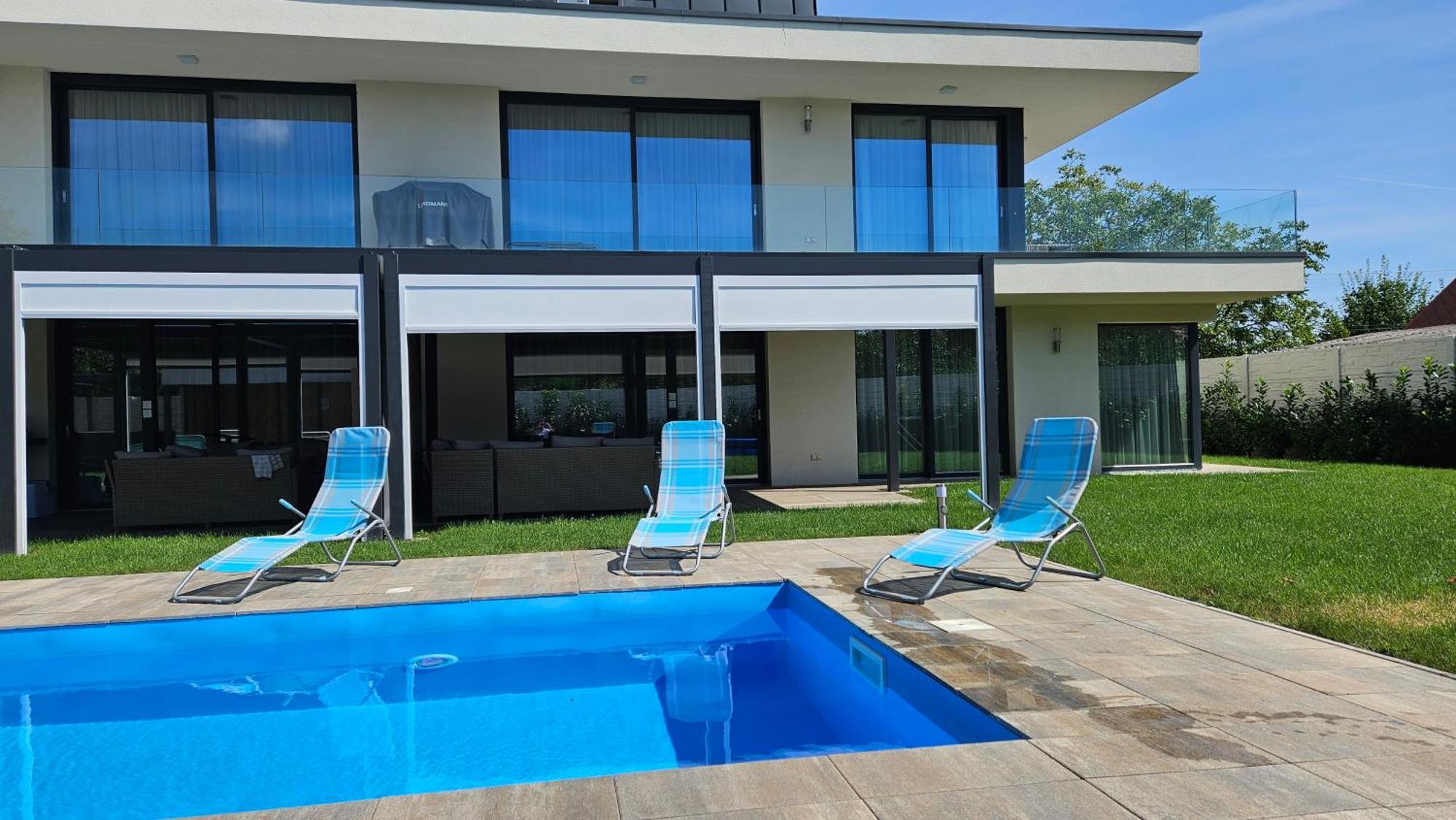 Luxury Apartments In Balatonalmadi, Almadi Lux Apartman I - Ocean Blue エクステリア 写真