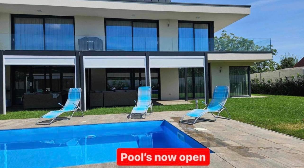 Luxury Apartments In Balatonalmadi, Almadi Lux Apartman I - Ocean Blue エクステリア 写真